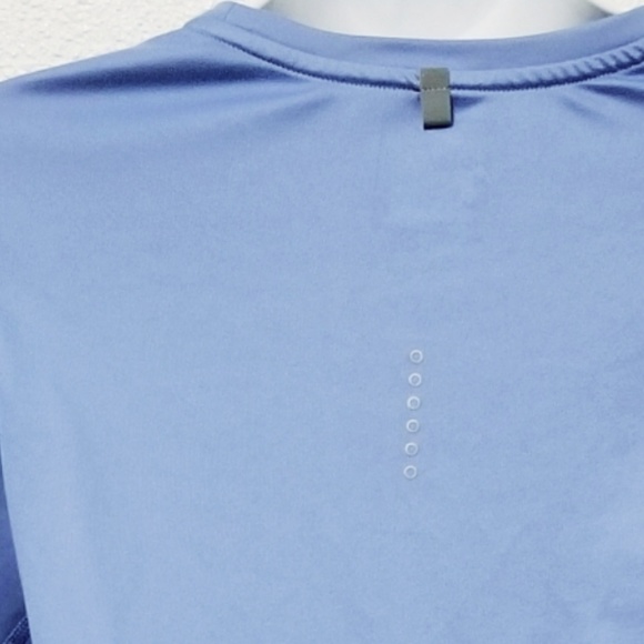 NIKE DRI-FIT LEGEND LONG SLEEVE SHIRT - Picture 5 of 7